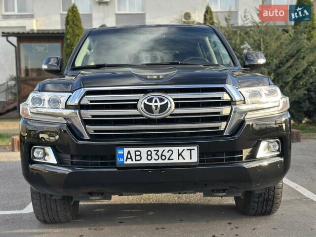 Черный Тойота Ленд Крузер, объемом двигателя 4.46 л и пробегом 95 тыс. км за 57500 $, фото 5 на Automoto.ua