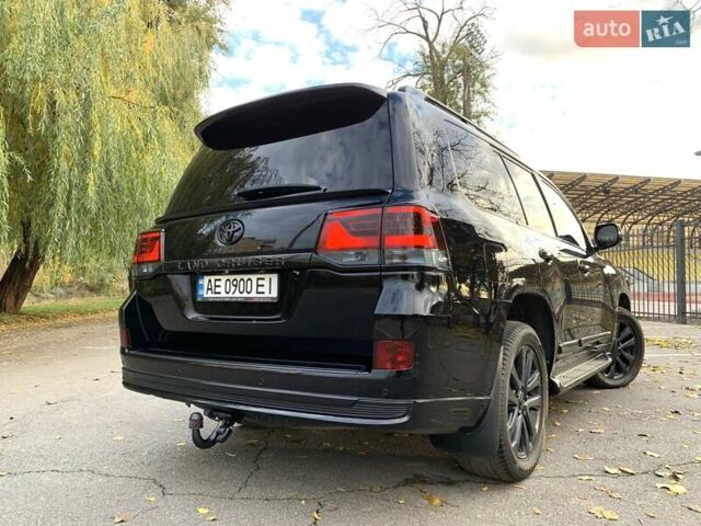 Черный Тойота Ленд Крузер, объемом двигателя 4.46 л и пробегом 190 тыс. км за 58888 $, фото 12 на Automoto.ua
