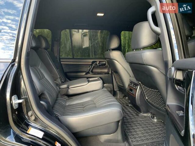 Черный Тойота Ленд Крузер, объемом двигателя 4.46 л и пробегом 190 тыс. км за 58888 $, фото 54 на Automoto.ua