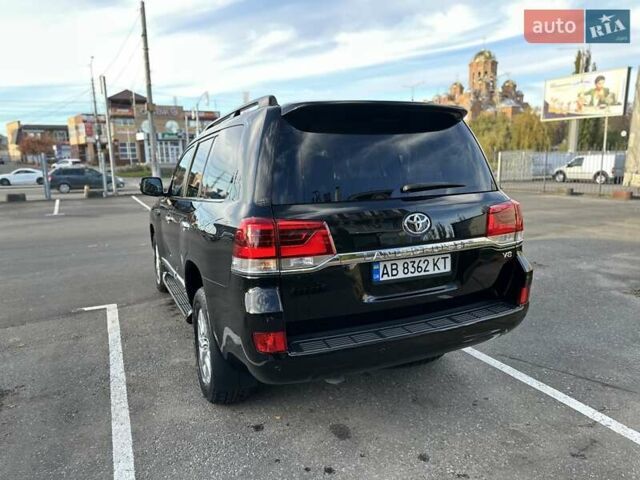 Черный Тойота Ленд Крузер, объемом двигателя 4.46 л и пробегом 95 тыс. км за 57500 $, фото 10 на Automoto.ua