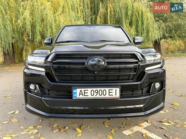 Черный Тойота Ленд Крузер, объемом двигателя 4.46 л и пробегом 190 тыс. км за 58888 $, фото 14 на Automoto.ua