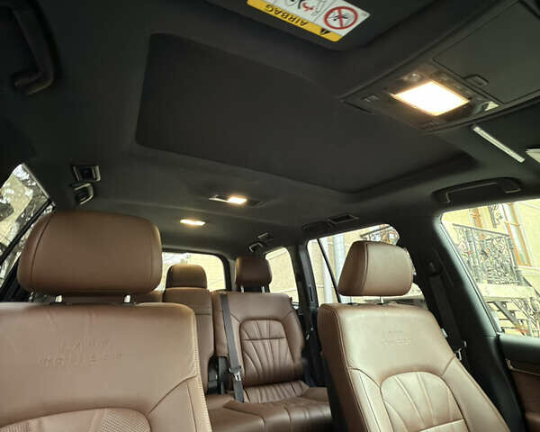 Чорний Тойота Ленд Крузер, об'ємом двигуна 4.46 л та пробігом 8 тис. км за 95000 $, фото 10 на Automoto.ua