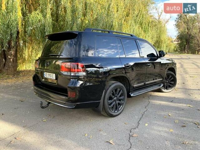 Черный Тойота Ленд Крузер, объемом двигателя 4.46 л и пробегом 190 тыс. км за 58888 $, фото 16 на Automoto.ua
