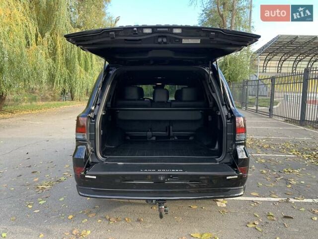 Черный Тойота Ленд Крузер, объемом двигателя 4.46 л и пробегом 190 тыс. км за 58888 $, фото 55 на Automoto.ua