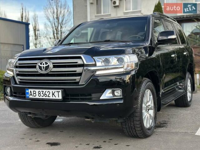Черный Тойота Ленд Крузер, объемом двигателя 4.46 л и пробегом 95 тыс. км за 57500 $, фото 44 на Automoto.ua