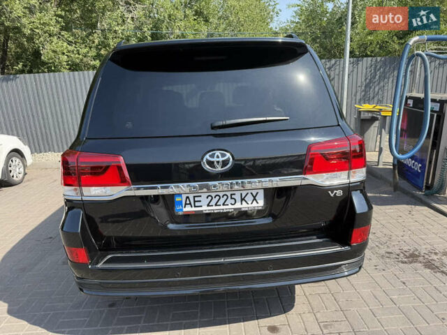 Черный Тойота Ленд Крузер, объемом двигателя 4.46 л и пробегом 87 тыс. км за 76000 $, фото 1 на Automoto.ua