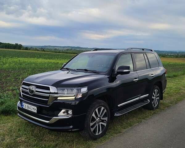 Черный Тойота Ленд Крузер, объемом двигателя 4.46 л и пробегом 152 тыс. км за 58999 $, фото 1 на Automoto.ua