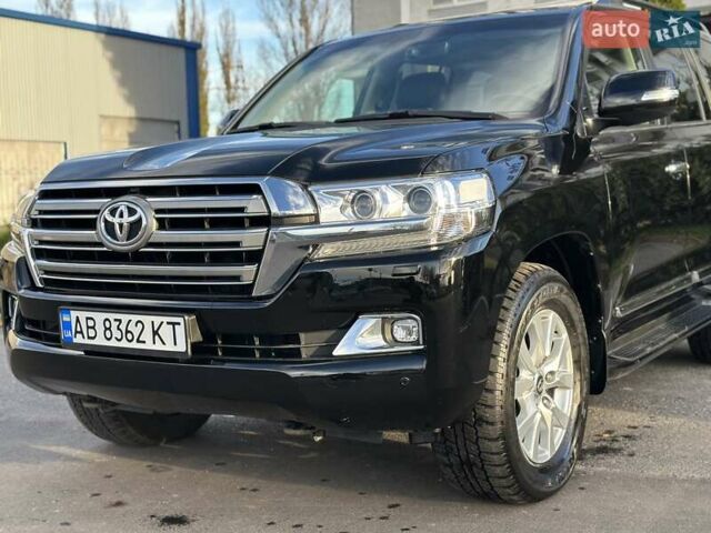 Черный Тойота Ленд Крузер, объемом двигателя 4.46 л и пробегом 95 тыс. км за 57500 $, фото 6 на Automoto.ua