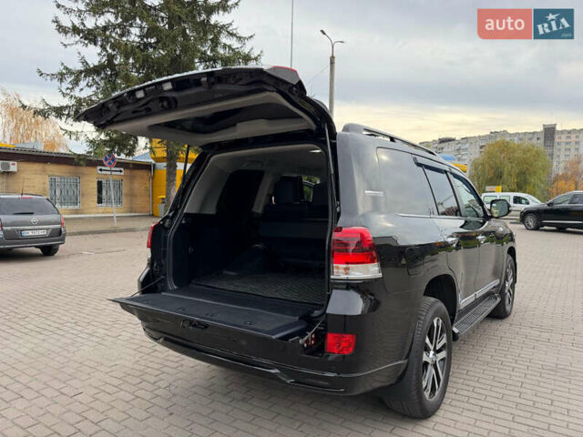 Черный Тойота Ленд Крузер, объемом двигателя 4.46 л и пробегом 93 тыс. км за 63999 $, фото 52 на Automoto.ua