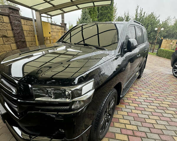 Черный Тойота Ленд Крузер, объемом двигателя 4.46 л и пробегом 177 тыс. км за 51000 $, фото 8 на Automoto.ua