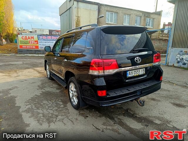 Черный Тойота Ленд Крузер, объемом двигателя 4.5 л и пробегом 70 тыс. км за 63500 $, фото 4 на Automoto.ua