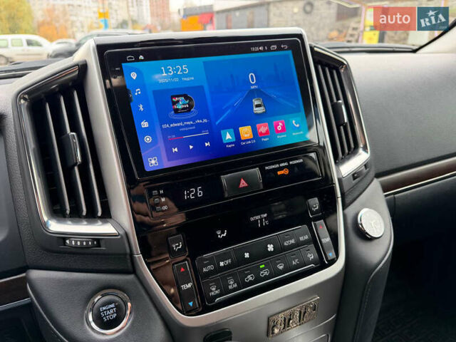 Черный Тойота Ленд Крузер, объемом двигателя 4.46 л и пробегом 93 тыс. км за 63999 $, фото 55 на Automoto.ua