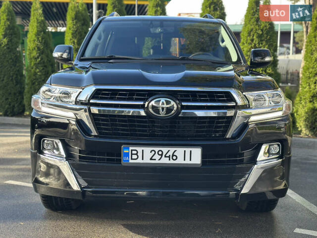 Тойота Ленд Крузер 2019 у Києві на Automoto.ua Чорний Тойота Ленд Крузер, об'ємом двигуна 4.46 л та пробігом 78 тис. км за 55800 $, фото 13 на Automoto.ua