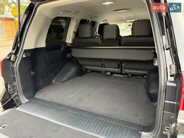 Черный Тойота Ленд Крузер, объемом двигателя 4.46 л и пробегом 93 тыс. км за 63999 $, фото 53 на Automoto.ua