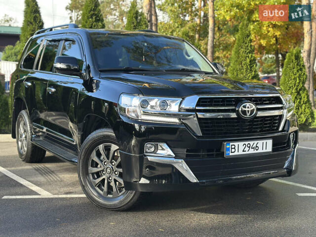 Тойота Ленд Крузер 2019 у Києві на Automoto.ua Чорний Тойота Ленд Крузер, об'ємом двигуна 4.46 л та пробігом 78 тис. км за 55800 $, фото 8 на Automoto.ua