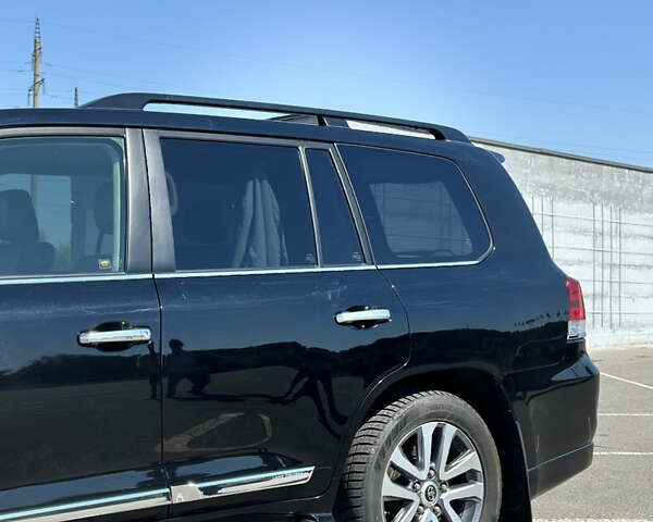 Чорний Тойота Ленд Крузер, об'ємом двигуна 4.46 л та пробігом 100 тис. км за 72000 $, фото 2 на Automoto.ua