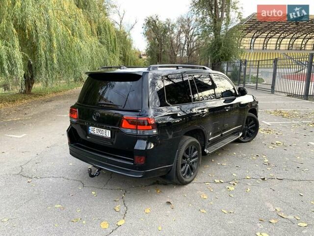Черный Тойота Ленд Крузер, объемом двигателя 4.46 л и пробегом 190 тыс. км за 58888 $, фото 11 на Automoto.ua
