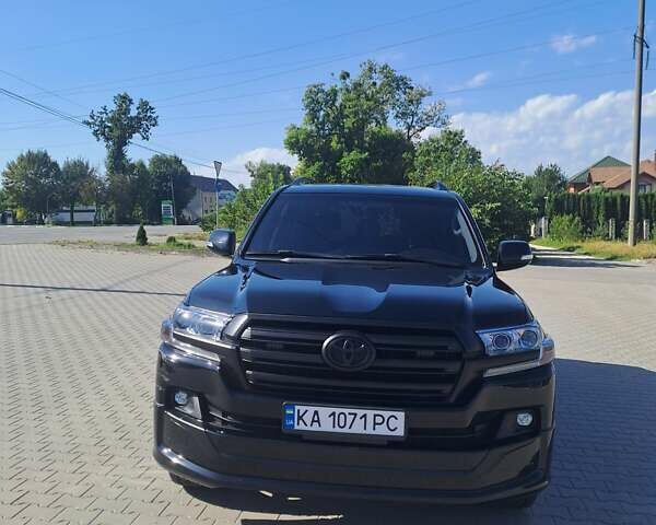 Чорний Тойота Ленд Крузер, об'ємом двигуна 4.46 л та пробігом 74 тис. км за 55000 $, фото 11 на Automoto.ua