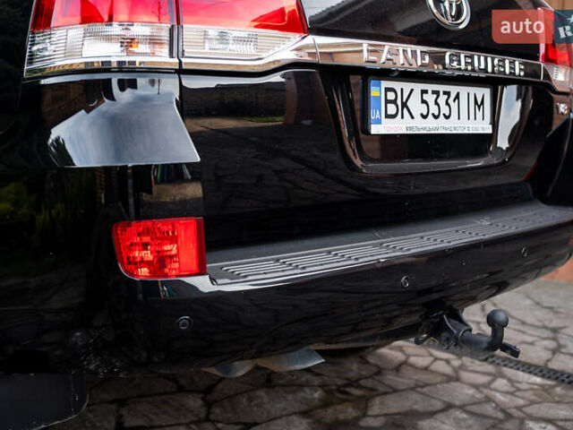 Чорний Тойота Ленд Крузер, об'ємом двигуна 4.5 л та пробігом 82 тис. км за 57900 $, фото 7 на Automoto.ua