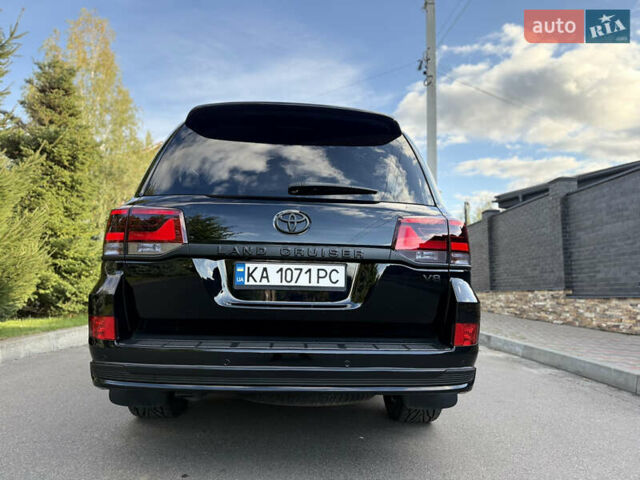 Тойота Ленд Крузер 2020 у Києві на Automoto.ua Чорний Тойота Ленд Крузер, об'ємом двигуна 4.46 л та пробігом 75 тис. км за 67000 $, фото 44 на Automoto.ua