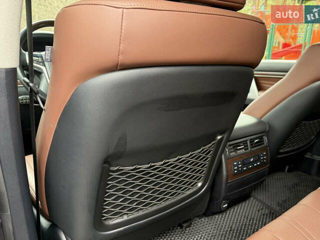 Черный Тойота Ленд Крузер, объемом двигателя 4.46 л и пробегом 58 тыс. км за 73000 $, фото 19 на Automoto.ua