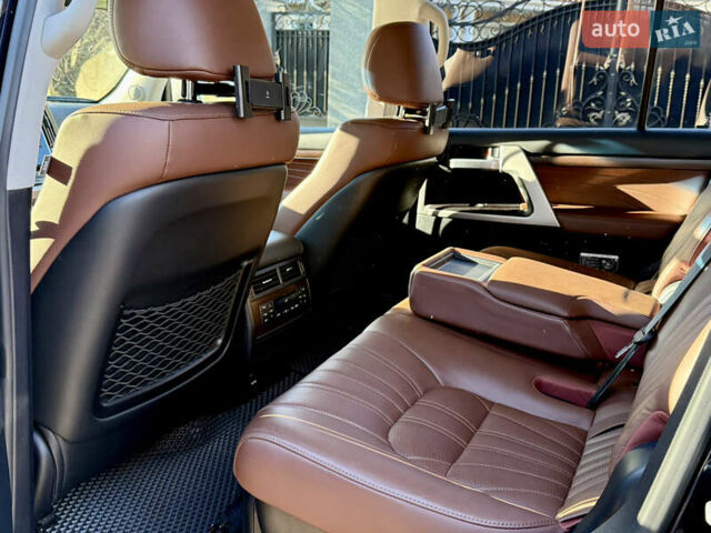 Черный Тойота Ленд Крузер, объемом двигателя 4.46 л и пробегом 58 тыс. км за 73000 $, фото 12 на Automoto.ua