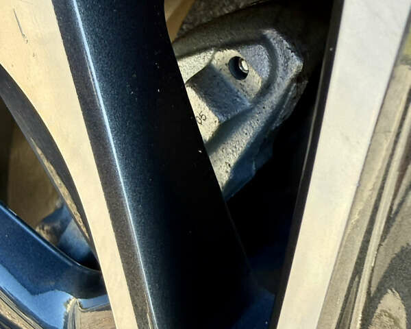 Черный Тойота Ленд Крузер, объемом двигателя 4.46 л и пробегом 58 тыс. км за 73000 $, фото 27 на Automoto.ua