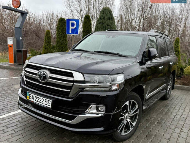 Черный Тойота Ленд Крузер, объемом двигателя 4.46 л и пробегом 58 тыс. км за 73000 $, фото 6 на Automoto.ua