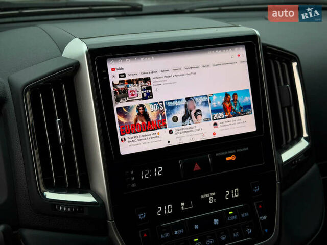 Черный Тойота Ленд Крузер, объемом двигателя 4.61 л и пробегом 67 тыс. км за 62800 $, фото 80 на Automoto.ua