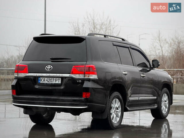Черный Тойота Ленд Крузер, объемом двигателя 4.61 л и пробегом 67 тыс. км за 62800 $, фото 15 на Automoto.ua