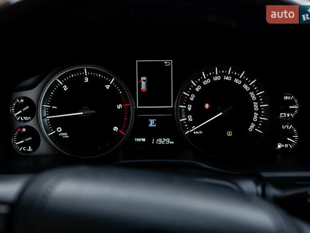 Чорний Тойота Ленд Крузер, об'ємом двигуна 4.5 л та пробігом 82 тис. км за 57900 $, фото 37 на Automoto.ua