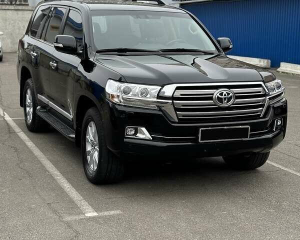 Чорний Тойота Ленд Крузер, об'ємом двигуна 4.61 л та пробігом 56 тис. км за 66000 $, фото 1 на Automoto.ua