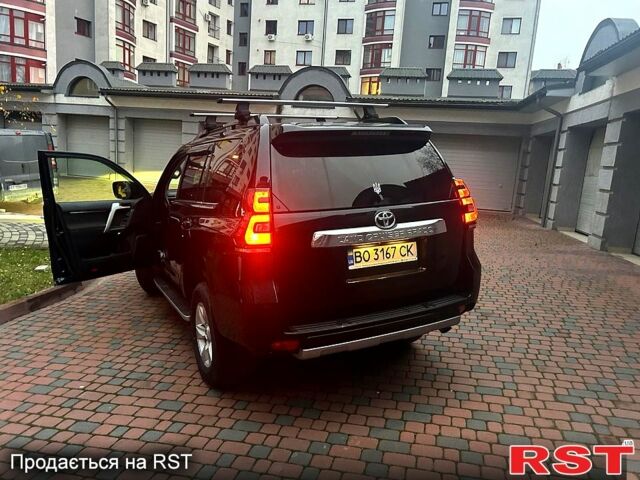 Черный Тойота Ленд Крузер, объемом двигателя 4 л и пробегом 0 тыс. км за 51000 $, фото 3 на Automoto.ua