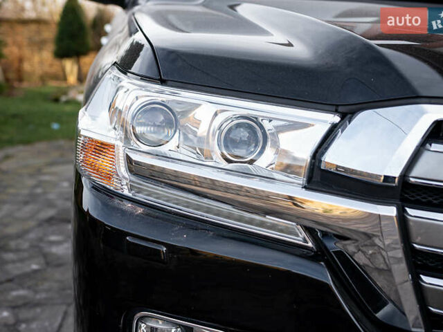 Чорний Тойота Ленд Крузер, об'ємом двигуна 4.5 л та пробігом 82 тис. км за 57900 $, фото 13 на Automoto.ua