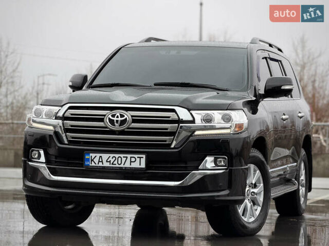 Черный Тойота Ленд Крузер, объемом двигателя 4.61 л и пробегом 67 тыс. км за 62800 $, фото 16 на Automoto.ua
