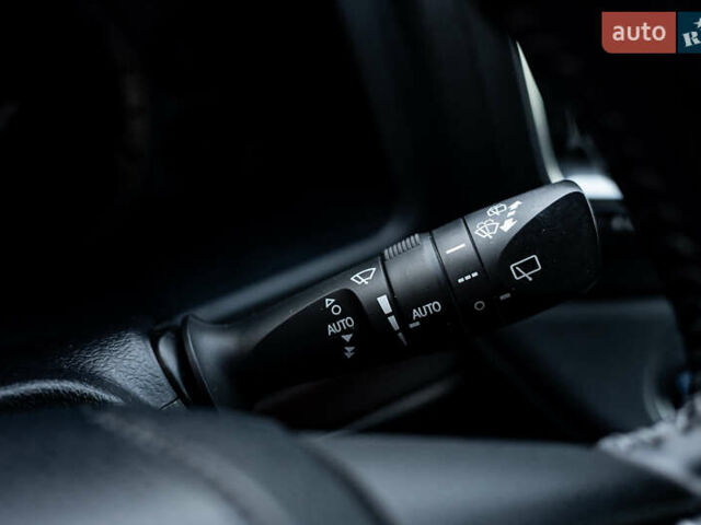 Чорний Тойота Ленд Крузер, об'ємом двигуна 4.5 л та пробігом 82 тис. км за 57900 $, фото 33 на Automoto.ua