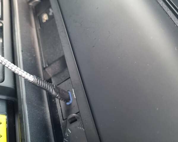 Черный Тойота Ленд Крузер, объемом двигателя 3.35 л и пробегом 120 тыс. км за 81000 $, фото 15 на Automoto.ua