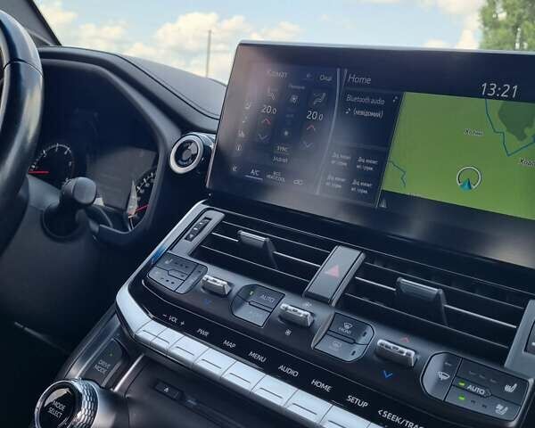 Черный Тойота Ленд Крузер, объемом двигателя 3.35 л и пробегом 120 тыс. км за 81000 $, фото 17 на Automoto.ua