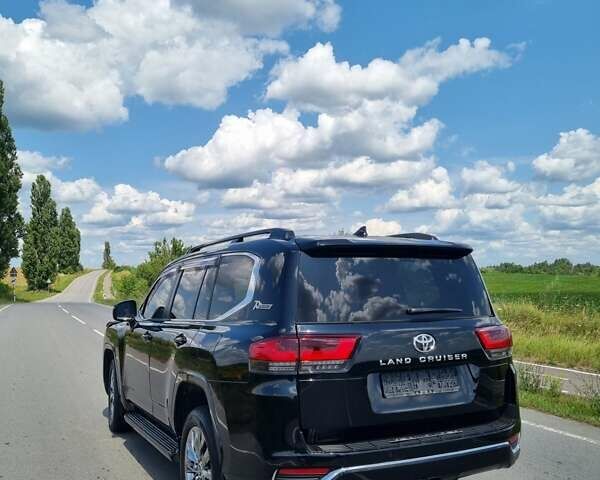 Черный Тойота Ленд Крузер, объемом двигателя 3.35 л и пробегом 120 тыс. км за 81000 $, фото 4 на Automoto.ua