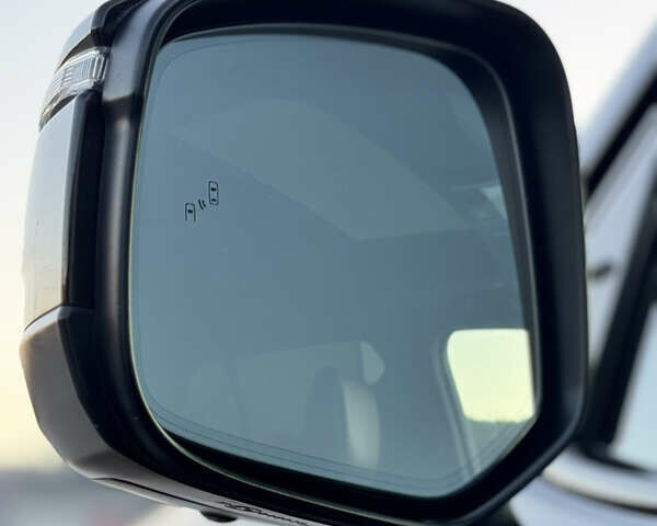 Черный Тойота Ленд Крузер, объемом двигателя 3.45 л и пробегом 79 тыс. км за 78888 $, фото 30 на Automoto.ua