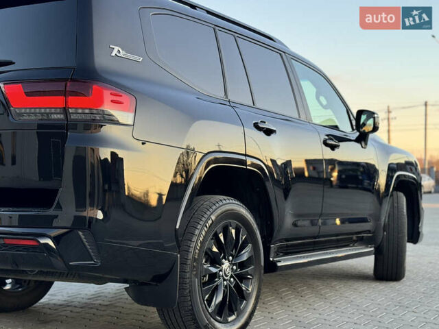 Черный Тойота Ленд Крузер, объемом двигателя 3.45 л и пробегом 79 тыс. км за 78888 $, фото 10 на Automoto.ua