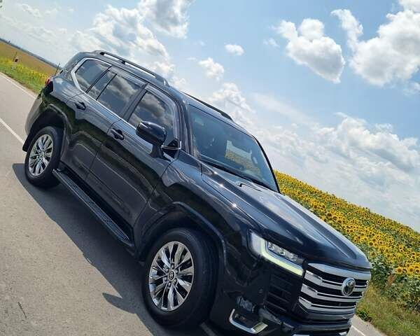 Черный Тойота Ленд Крузер, объемом двигателя 3.35 л и пробегом 120 тыс. км за 81000 $, фото 6 на Automoto.ua