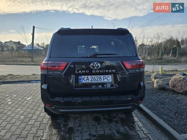 Чорний Тойота Ленд Крузер, об'ємом двигуна 3.3 л та пробігом 97 тис. км за 81651 $, фото 8 на Automoto.ua