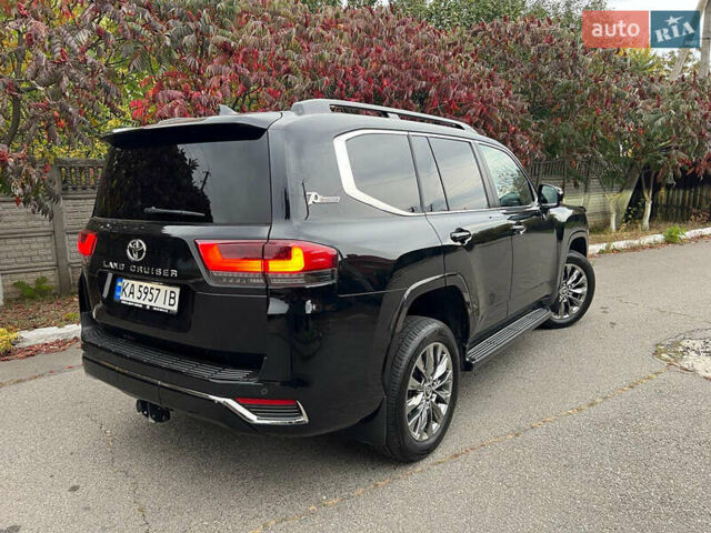 Черный Тойота Ленд Крузер, объемом двигателя 3.5 л и пробегом 90 тыс. км за 70000 $, фото 2 на Automoto.ua