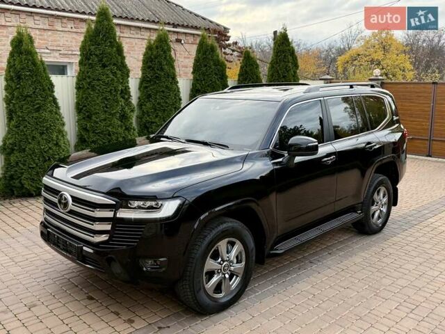 Черный Тойота Ленд Крузер, объемом двигателя 3.3 л и пробегом 60 тыс. км за 74999 $, фото 8 на Automoto.ua