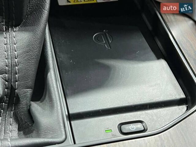 Черный Тойота Ленд Крузер, объемом двигателя 3.3 л и пробегом 202 тыс. км за 73000 $, фото 30 на Automoto.ua