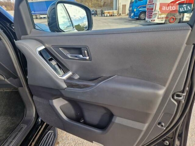 Черный Тойота Ленд Крузер, объемом двигателя 3.35 л и пробегом 102 тыс. км за 76000 $, фото 17 на Automoto.ua