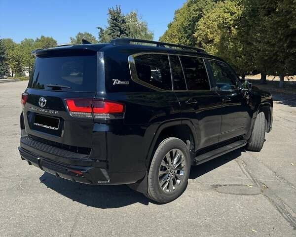 Черный Тойота Ленд Крузер, объемом двигателя 3.35 л и пробегом 110 тыс. км за 82000 $, фото 3 на Automoto.ua