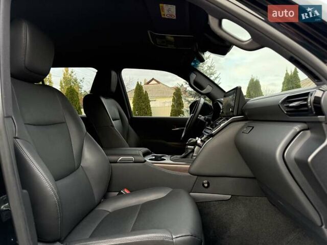 Черный Тойота Ленд Крузер, объемом двигателя 3.3 л и пробегом 60 тыс. км за 74999 $, фото 14 на Automoto.ua