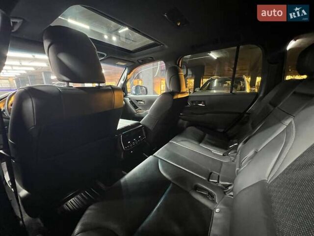 Черный Тойота Ленд Крузер, объемом двигателя 3.3 л и пробегом 202 тыс. км за 73000 $, фото 46 на Automoto.ua